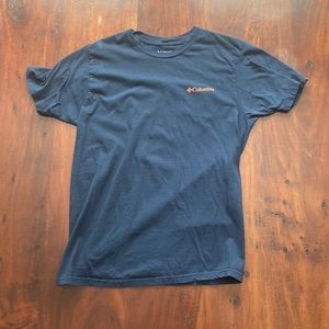 Columbia Sportswear Medium T-Shirt